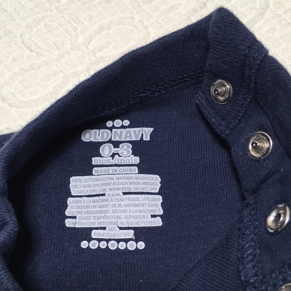 0-3m (6/$20) Navy Long-Sleeved Bodysuit by Old Navy - Picture 7 of 11
